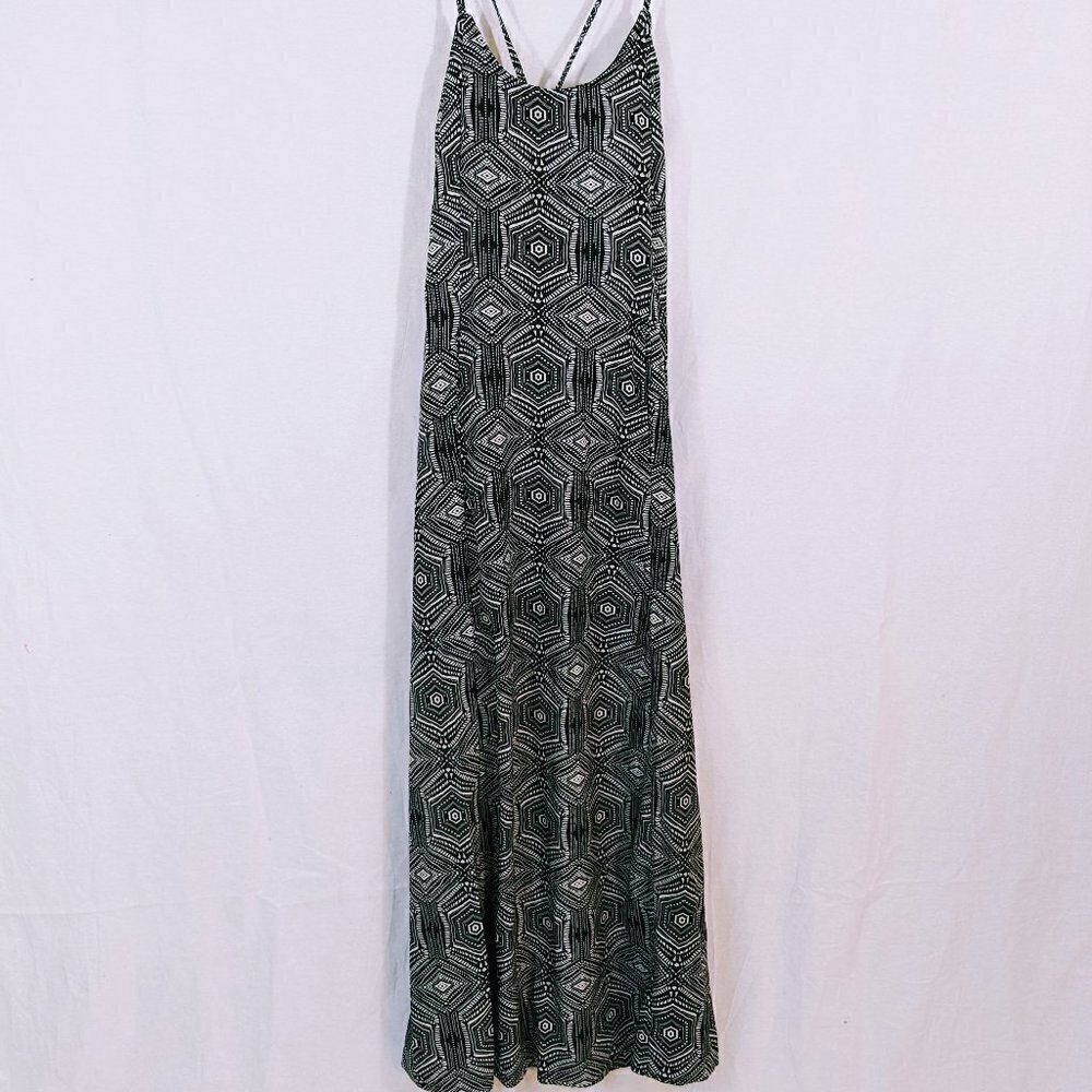 Black & White Tie Strap Nea Maxi Dress w/Built in Bra Size XS
